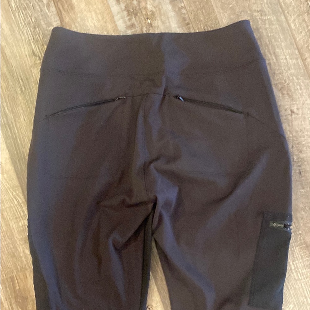 Black Cargo Joggers ATHLETA - Picture 6 of 8